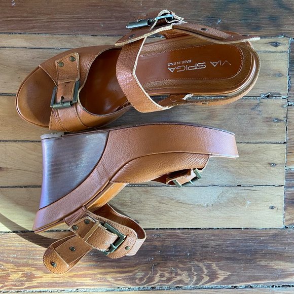 Via Spiga Italian Wedge Leather Sandal Heels - Picture 14 of 15